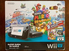 Nintendo Wii U Super Mario 3D World Deluxe Set Gloss Black 32GB Console