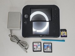 Nintendo 2DS Console Black/Blue w/ Mario Kart 7 + Games Charger Stylus 4GB SD