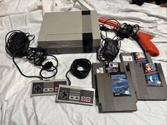 1985 Original NES Nintendo System Console + Games Duckhunt Original Zapper