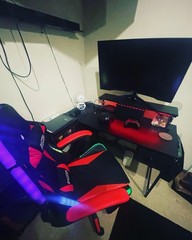 Xbox Series x Gaming Monitor and Controller Set Full Gaming Setup.