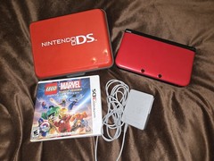 Nintendo 3DS XL (Red) CIB w/ Lego Marvel Game, Charger & Case EUC