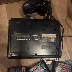 Sega Genesis Model 1601 Console Bundle With Sonic 1 & 2 Street Fighter 2 Special
