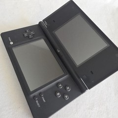 Nintendo DSi Game Console Only For Parts & Repairs (Black )