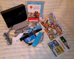 Nintendo Wii Black RVL-101 Bundle, Blue Controller, New Nunchuck, 3 Games, WORKS