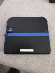 Nintendo 2DS Black/Blue Handheld Consol 4GB SD Card Tested Back Has Chipped Area