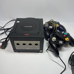 NINTENDO GAMECUBE DOL-001(USA) With Controllers