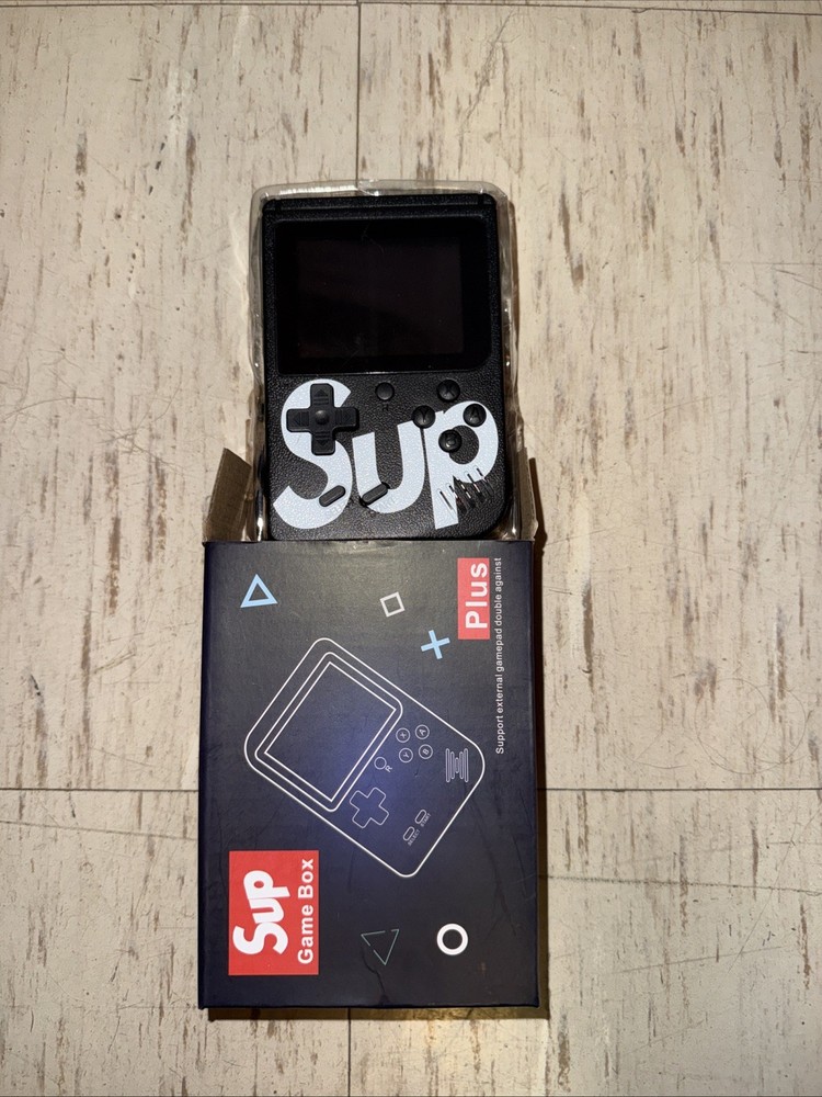 Sup Game Box 400 in 1 handheld console