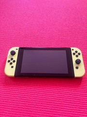 Nintendo Switch Complete Set Tested Excellent Condition 1 Year Used