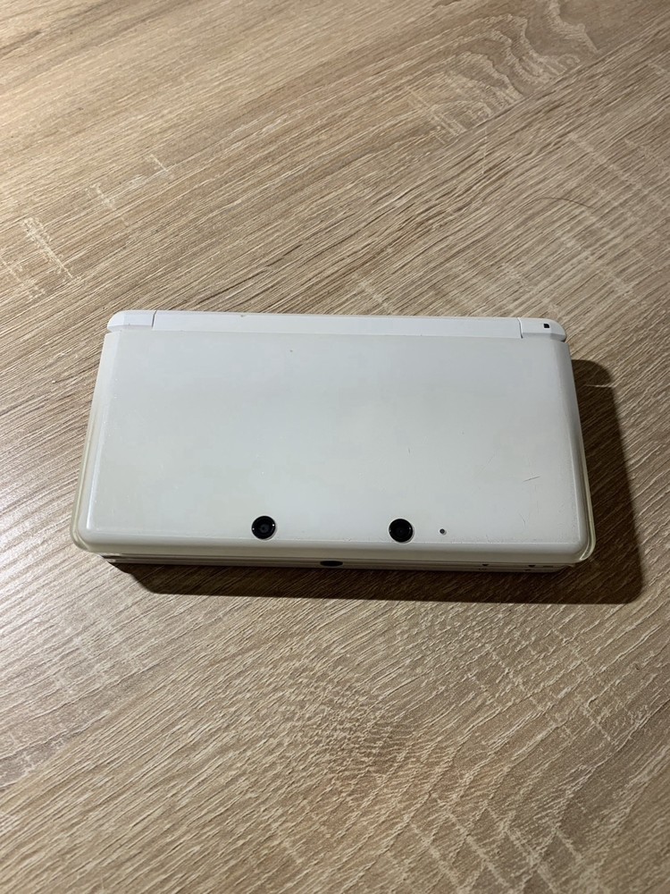 1268 Nintendo 3DS Ice White Good TESTED