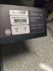 Handheld Windows 11 Pc