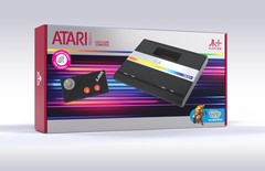 Official Atari 7800+ Console & Wireless Controller – HDMI Output