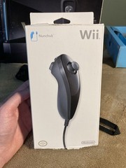 Nintendo Wii Console Wii Sports Resort Wii Remote Plus Bundle Black CIB Box