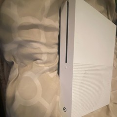 Microsoft Xbox One S White Console Wi-Fi Capability HDMI USB