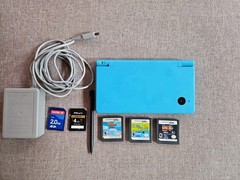 Nintendo DSi Blue Console W/Stylus, Charger,3games,2memory SDcards. Tested Works