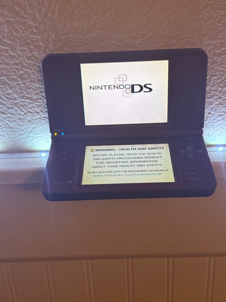 Nintendo DSi XL Launch Edition 256MB Handheld System – Burgundy
