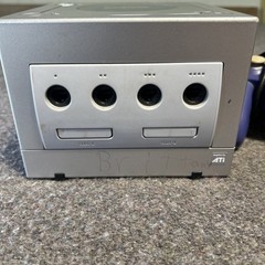 Nintendo GameCube Console Silver DOL-101 With Controller No Power Cords