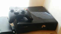 Xbox 360 S Slim 4GB Black System Console, Microsoft Controller, Cables
