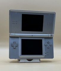 Nintendo DS Lite – Silver (D66) READ DESCRIPTION