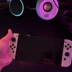 Nintendo Switch OLED Model Handheld Console White Detachable Controllers