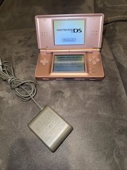 Nintendo DS Lite Handheld Game Console USG-001 Metallic Rose w Charger – Tested