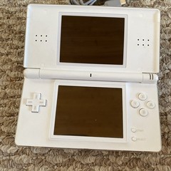 Nintendo DS Lite USG-001 Polar White w/ Charger USA
