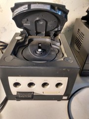 GameCube console and power cord only AS IS READ DESCRIPTION