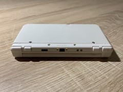 1951 Nintendo New Nintendo 3DS White For Parts