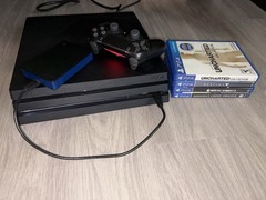 PS4 Pro 1TB With 4 Games, Controller and 4tb Hard Drive