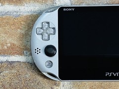 SONY PS Vita PCH-2000 SILVER Japan PlayStation Charger 8GB Pouch No.2D DDP