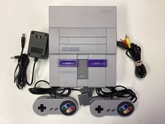 Super Nintendo SNES Console 2 BRAND NEW Controllers TESTED VG