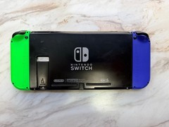 Nintendo Switch Console Gen1 32GB + 1TB micro SD Blue & Neon Green Cons