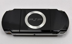 Sony PSP 2000 Piano Black Handheld Console w/ NEW Battery & Charger