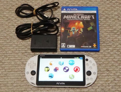 Sony PS Vita PCH-2000ZA22 1GB White -with Charger & Minecraft Game White s1141M