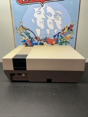 VTG 1985 Nintendo NES-001 Console 2 Controllers And Duck Hunt Gun🔥