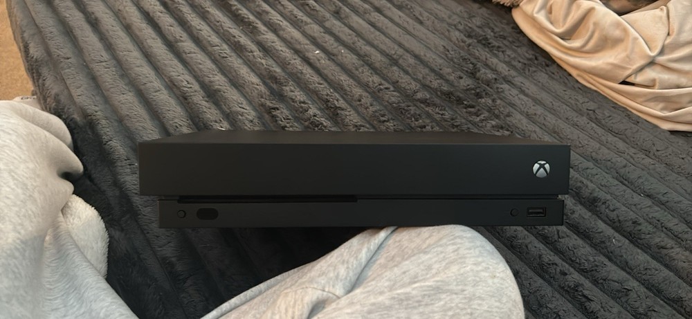 Microsoft Xbox One X Black Home Console HDMI USB-A S/PDIF Ethernet