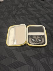 ANBERNIC RG 406V Console Transparent Black with Carrying Case