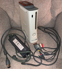 Xbox 360 White Fat Console w/ Power & AV Cables **Read**