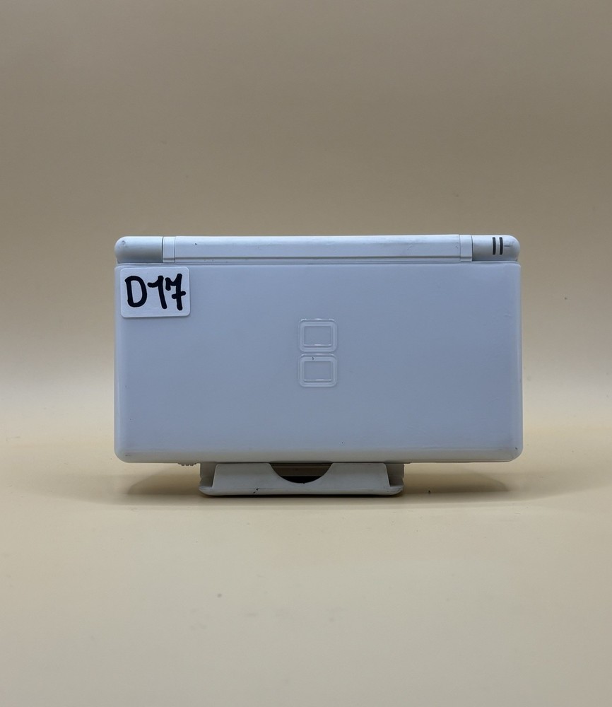 Nintendo DS Lite – White (D17) READ DESCRIPTION