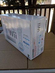 *BOX ONLY* Nintendo Wii Wii Sports and Wii Sports Resort White Console (2100699)