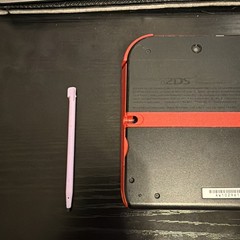 Nintendo 2DS Launch Edition Crimson Red Handheld System Works Great