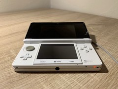 1541 Nintendo 3DS Ice White Excellent TESTED