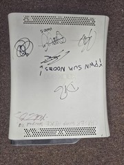 Microsoft Xbox 360 Console – Matte White SIGNED BY REEL BIG FISH WARPED TOUR