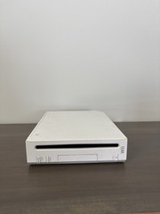 Nintendo Wii Game Console RVL-001 Bundle, USA Version, White