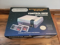 Nintendo NES Control Deck System Console CIB Complete In Box Great Shape 9