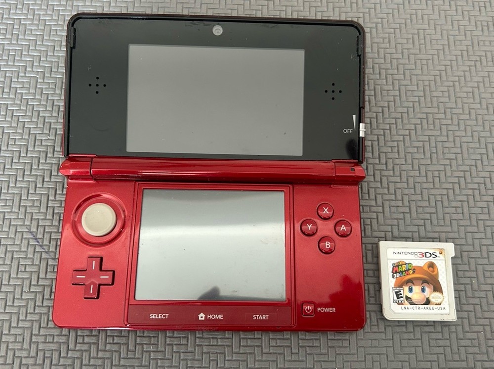 Nintendo 3DS XL Handheld Game Console Only RED-001 Red/IT WITHOUT CHARGER