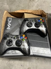 XBOX 360 MW3 Limited Edition Console w/Matching Controllers