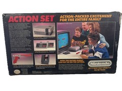 Nintendo NES Action Set Home Console – White/Gray – In Box /w Styro NO GAMES