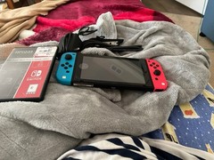 Nintendo Switch Console HAC-001 32GB Neon Red/Blue Joy-Con Dock HDMI Adapter