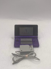 Nintendo 3DS CTR-001 Handheld Game Console 2011 Purple