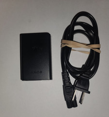 SONY PS VITA 1101 3G Includes Oem Charger, SD2Vita and some rare accessories